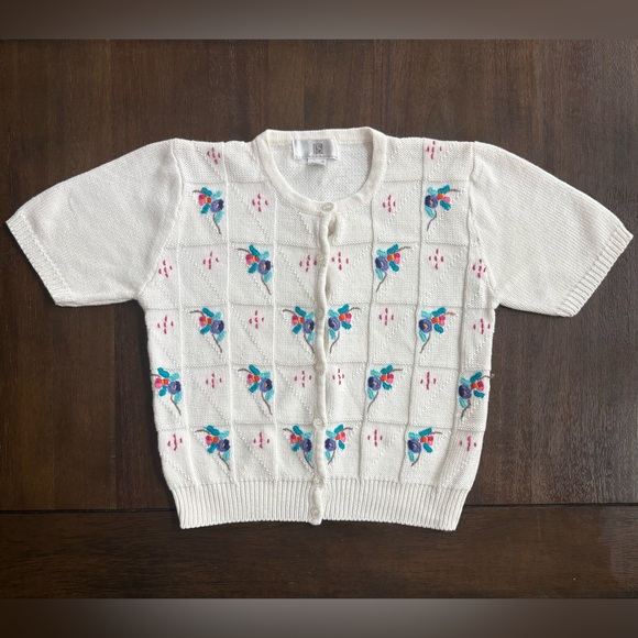 illustration Sweaters - Vintage Floral Embroidered Button Down Cardigan Sweater Small Cottagecore Dainty